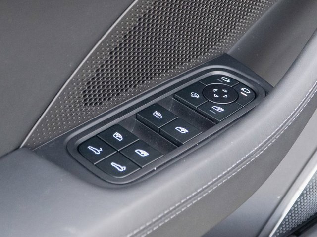 Certified 2025 Porsche Panamera GTS image 16