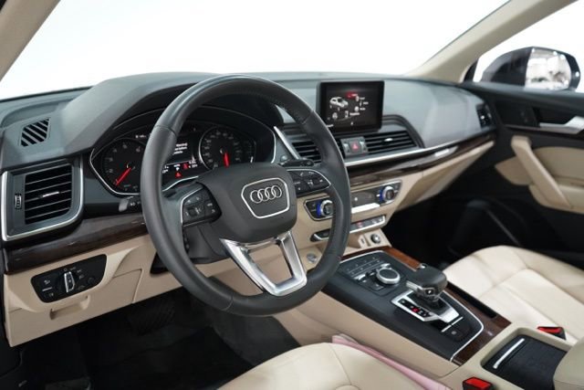 Used 2020 Audi Q5 2.0T Premium w/ Convenience Package image 15