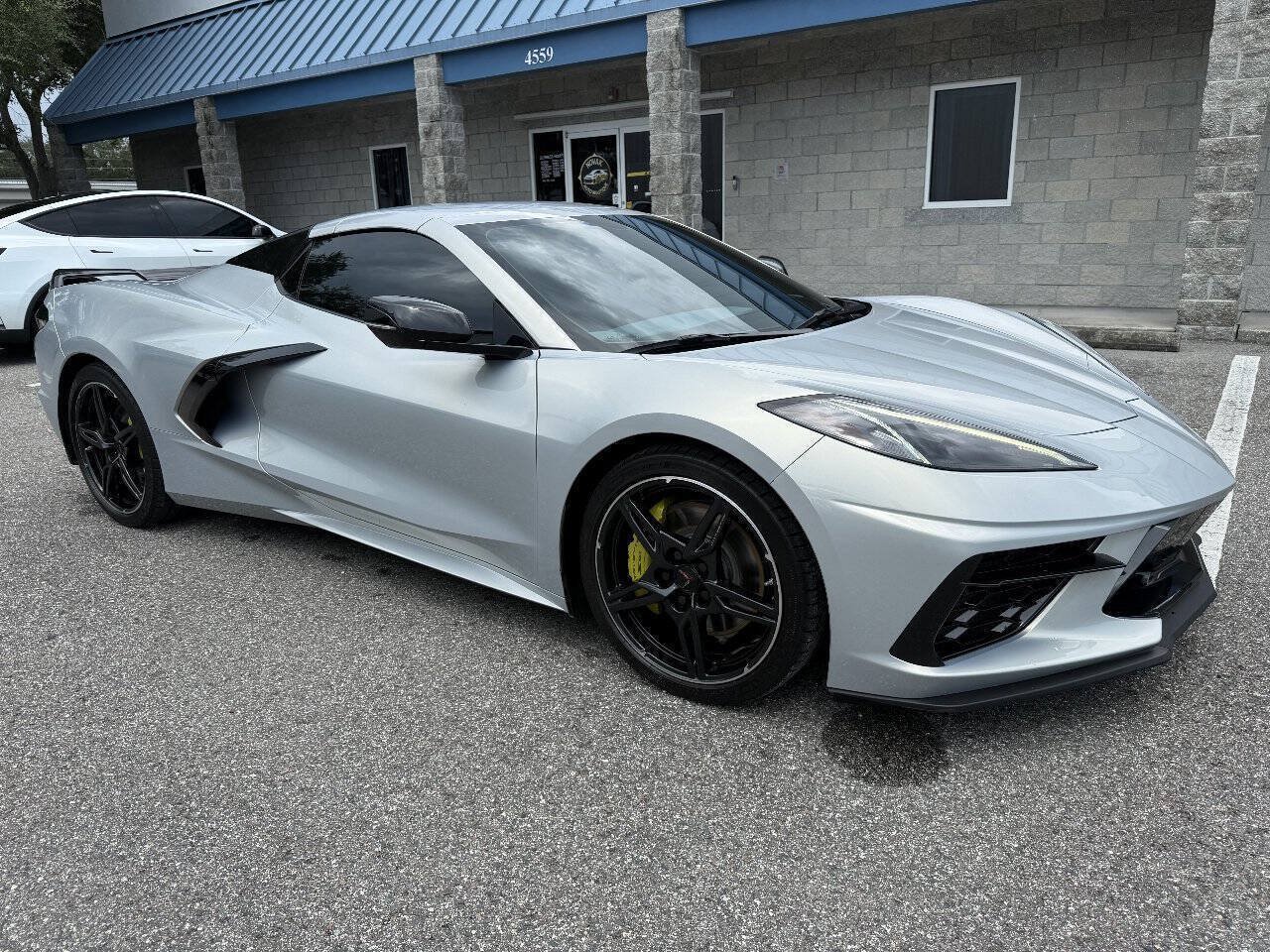 Used 2021 Chevrolet Corvette Stingray Premium Conv w/ Z51 Performance Package RWD image 10