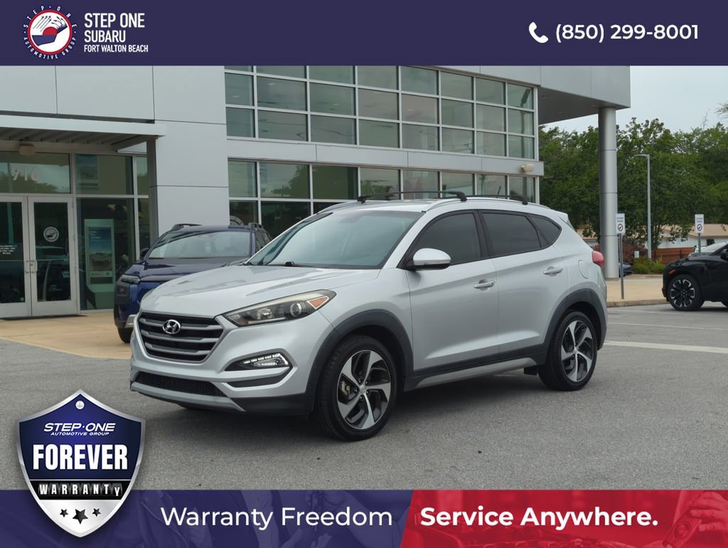 Used 2017 Hyundai Tucson Sport FWD image 2