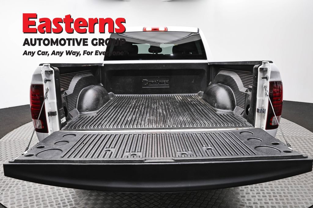 Used 2024 RAM 1500 Classic Warlock RWD image 9
