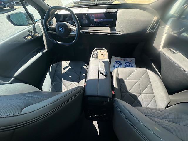 Certified 2023 BMW iX xDrive50 w/ Premium Package image 20