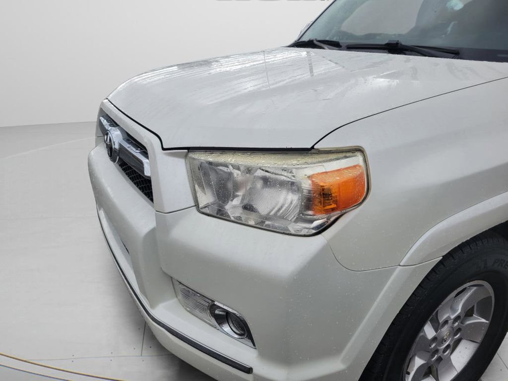 Used 2013 Toyota 4Runner SR5 w/ Convenience Pkg image 10
