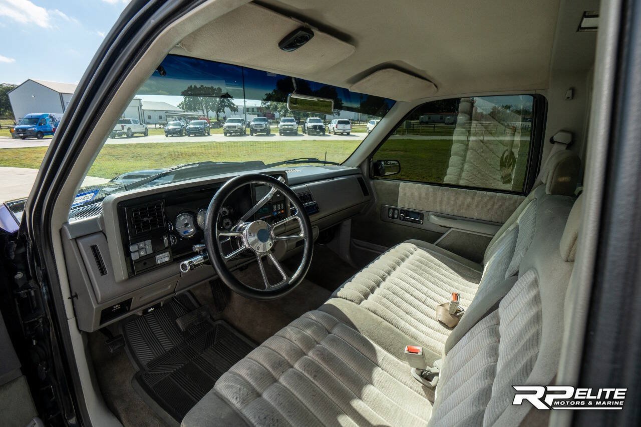 Used 1994 Chevrolet Silverado 1500 2WD Regular Cab image 46