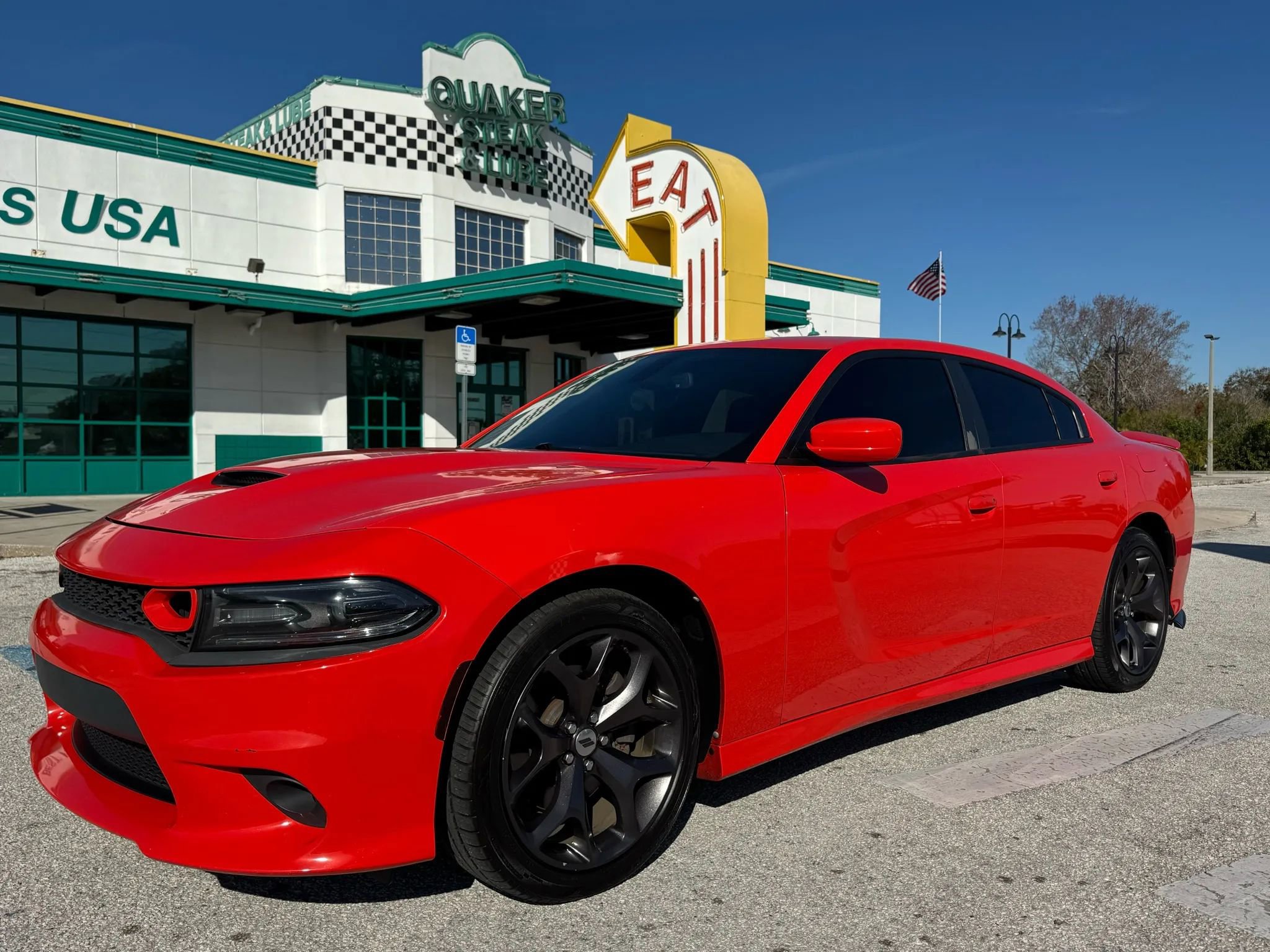 Used 2019 Dodge Charger GT RWD image 2