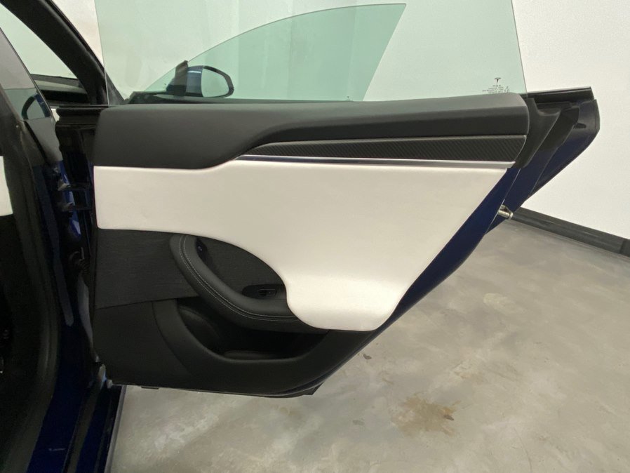 Used 2023 Tesla Model S Plaid image 45