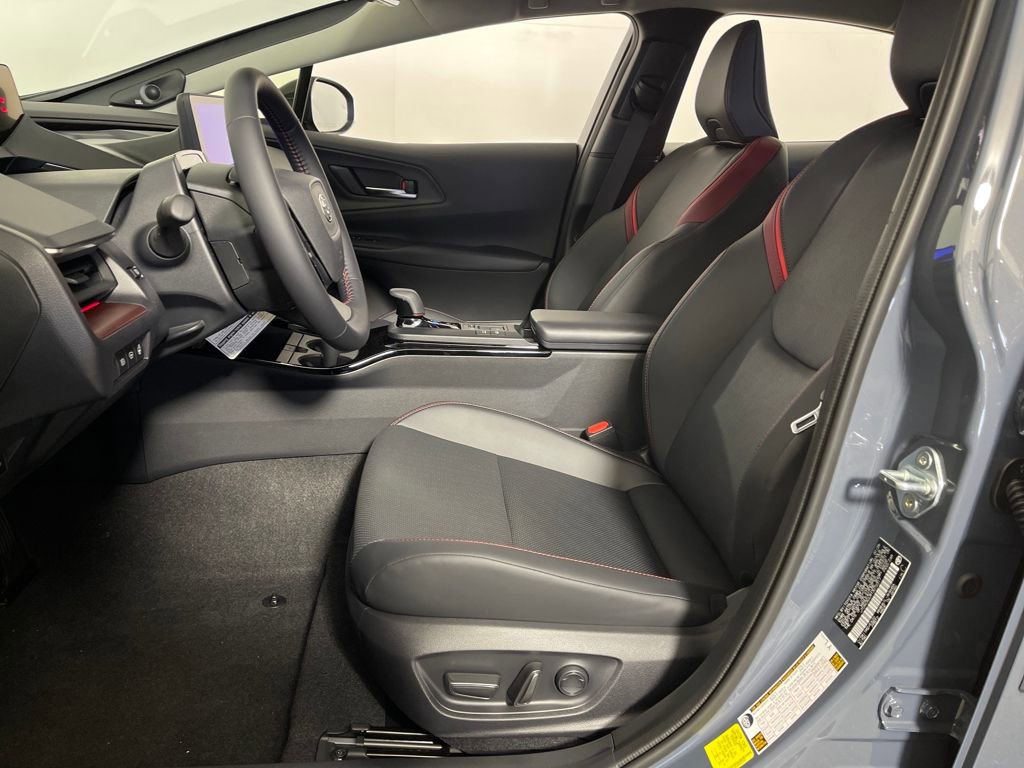 New 2026 Toyota Prius Plug-In Hybrid image 12