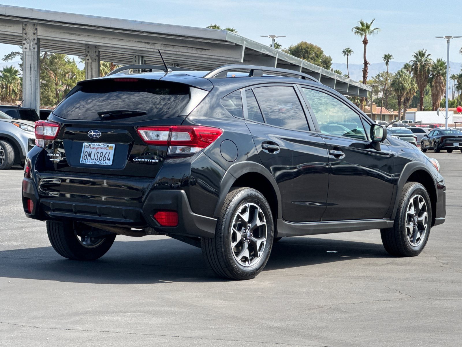 Used 2019 Subaru Crosstrek 2.0i w/ Eyesight System image 3