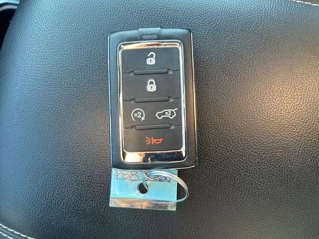 Used 2023 Jeep Grand Cherokee L Limited w/ Trailer Tow Group (B) image 33