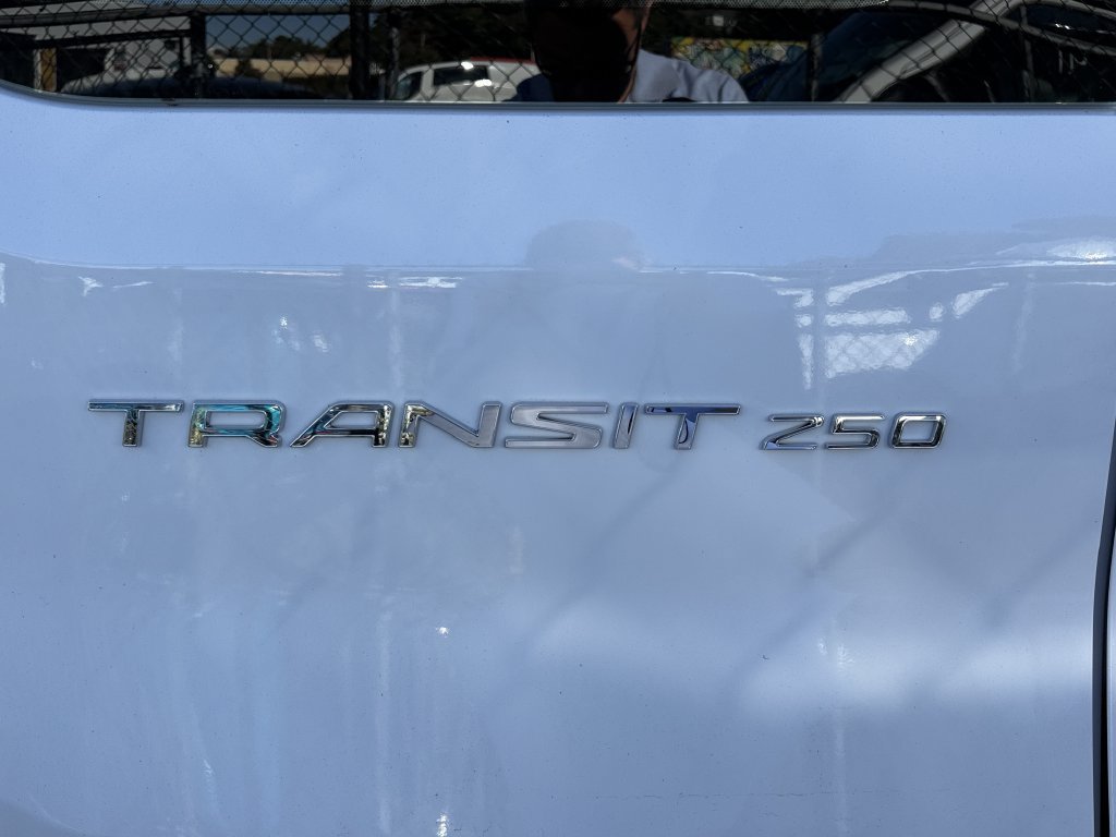 Used 2025 Ford Transit 250 Low Roof w/ Exterior Upgrade Package RWD image 29