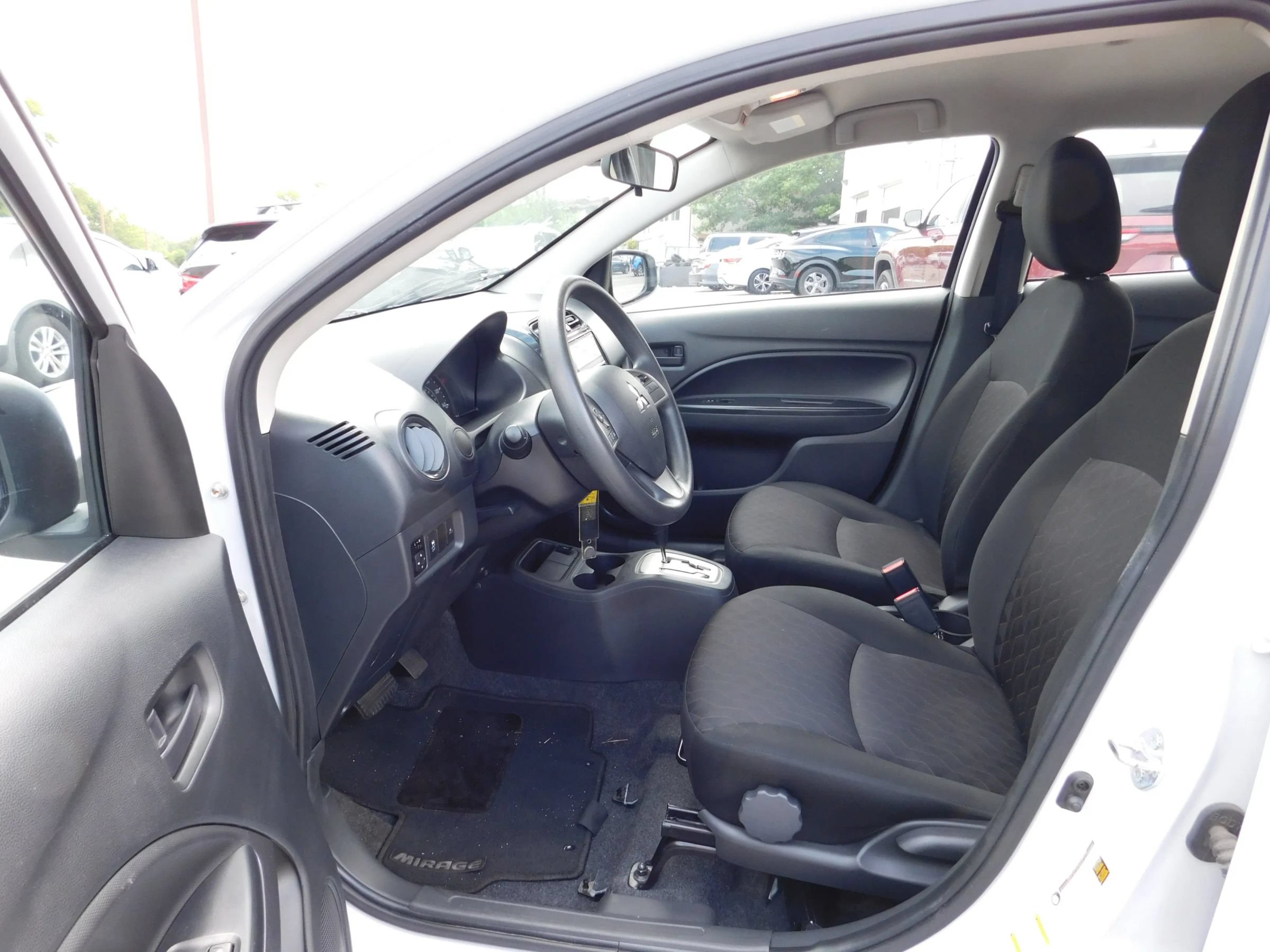 Used 2024 Mitsubishi Mirage ES FWD image 13