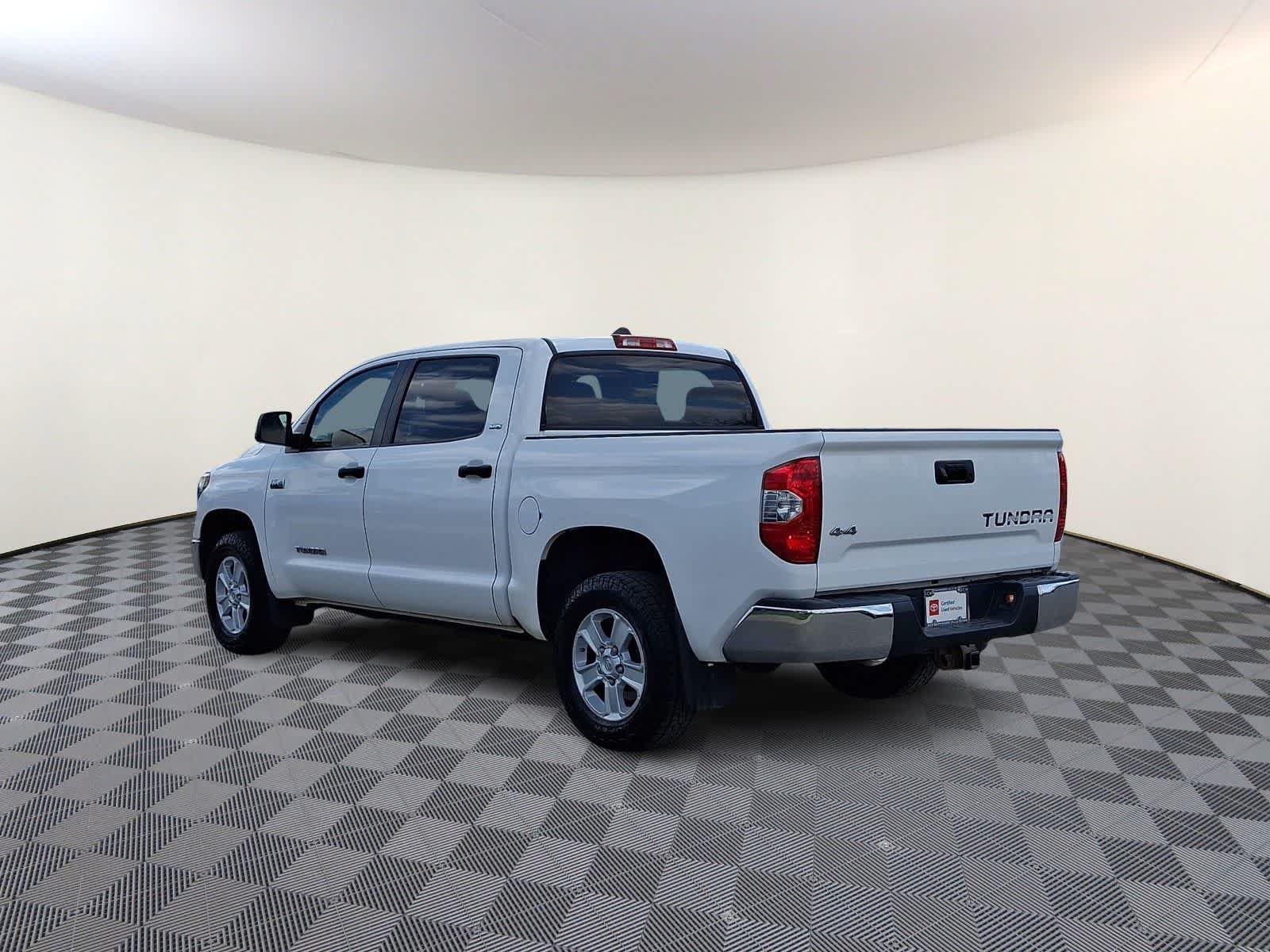 Certified 2021 Toyota Tundra SR5 w/ SR5 Upgrade Package AWD/4WD image 9
