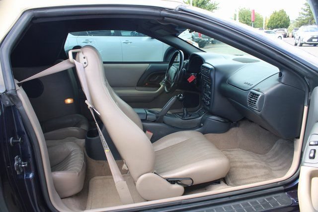 Used 1998 Chevrolet Camaro Z28 w/ Sport Appearance Pkg RWD image 24