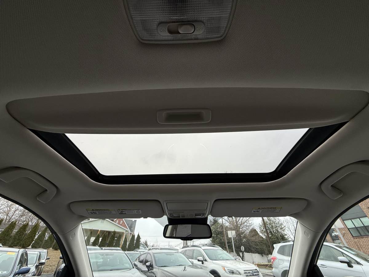 Used 2015 Honda CR-V Touring image 24