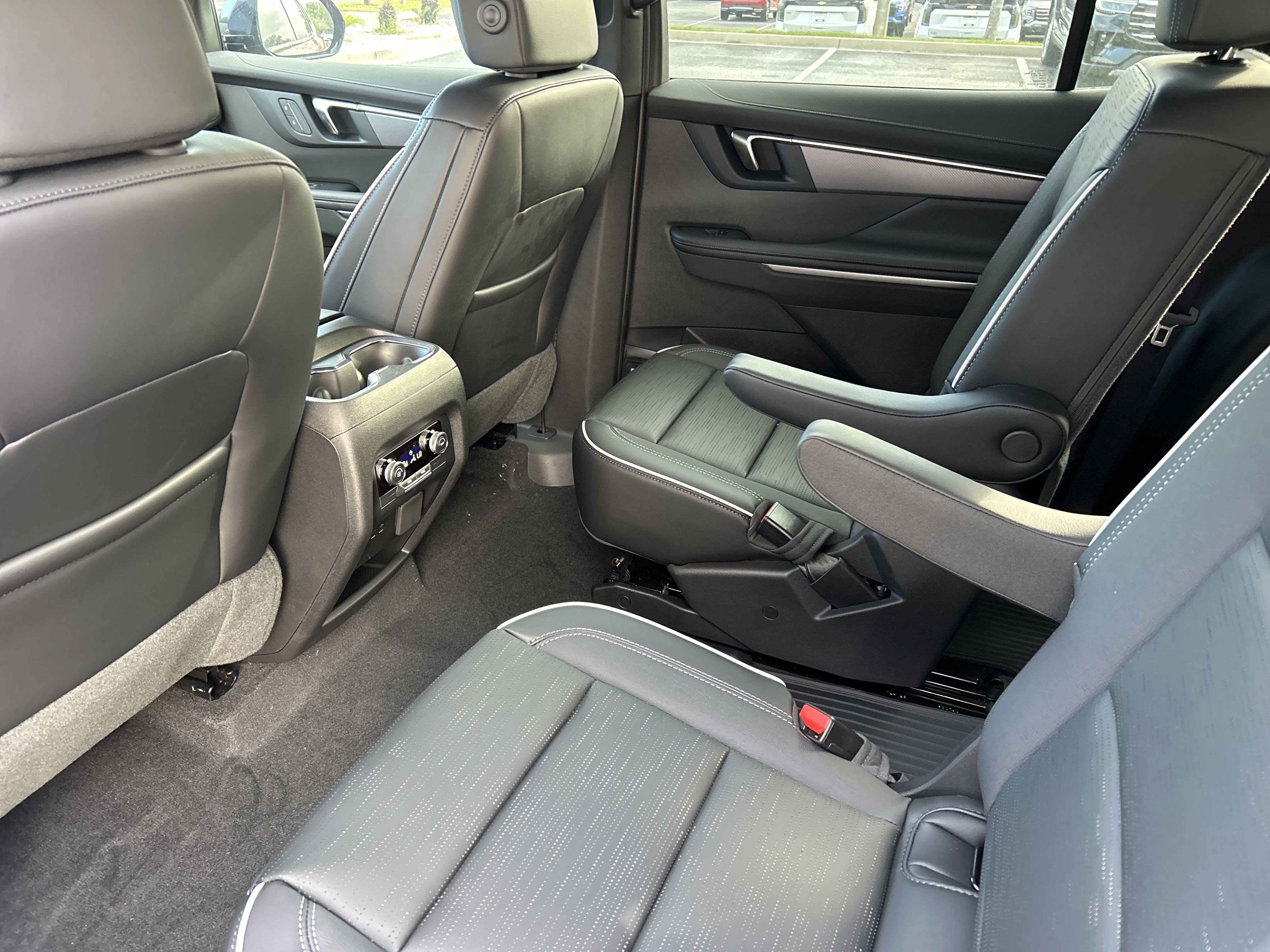 New 2025 Buick Enclave Sport Touring w/ Power Package image 17