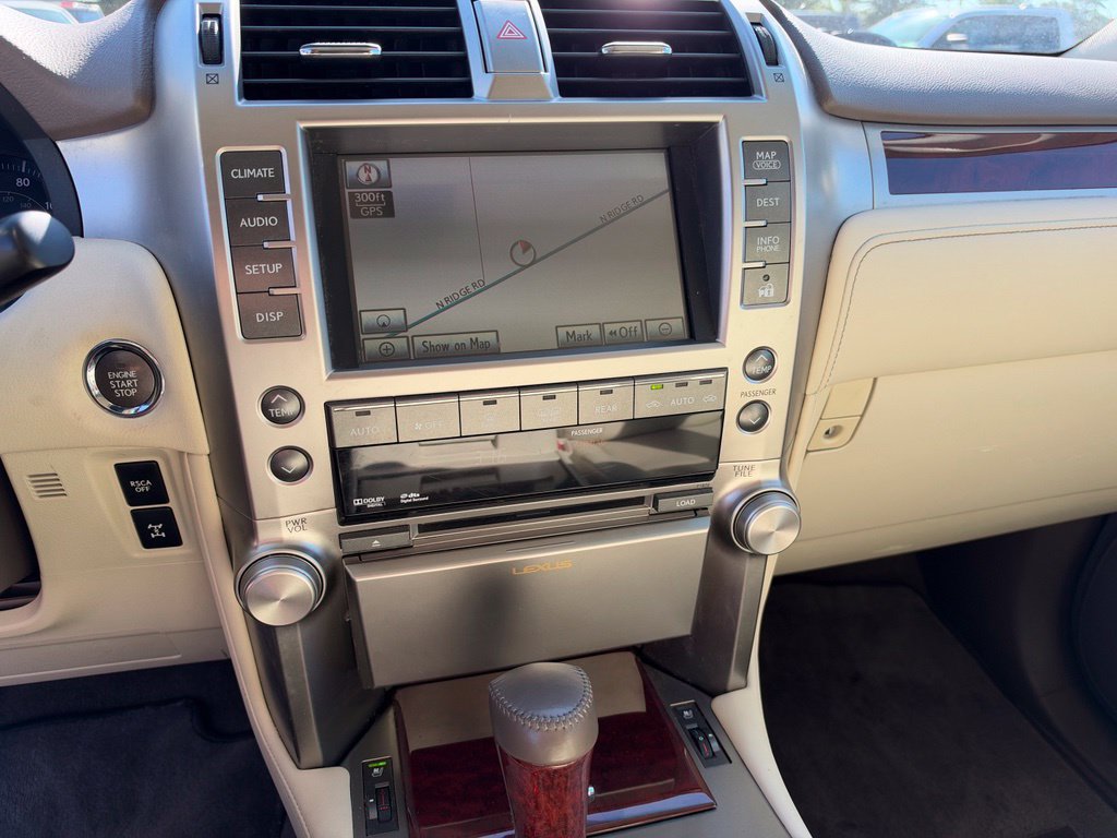 Used 2011 Lexus GX 460 w/ Comfort Plus Pkg AWD/4WD image 26