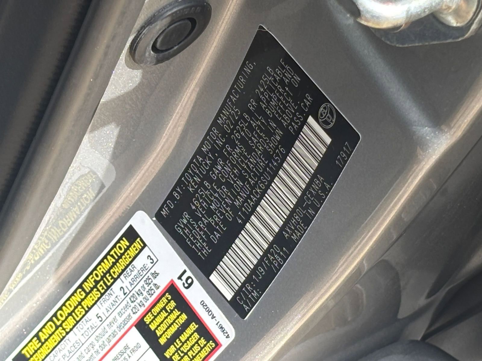 Used 2025 Toyota Camry LE FWD image 30
