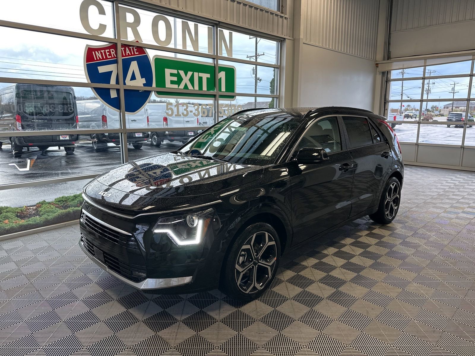 New 2025 Kia Niro EX Touring image 3