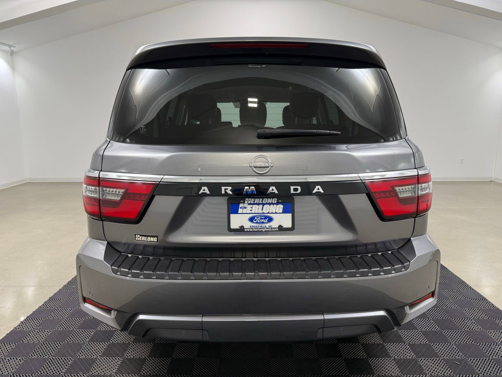 Used 2024 Nissan Armada SV w/ Cargo Package image 6