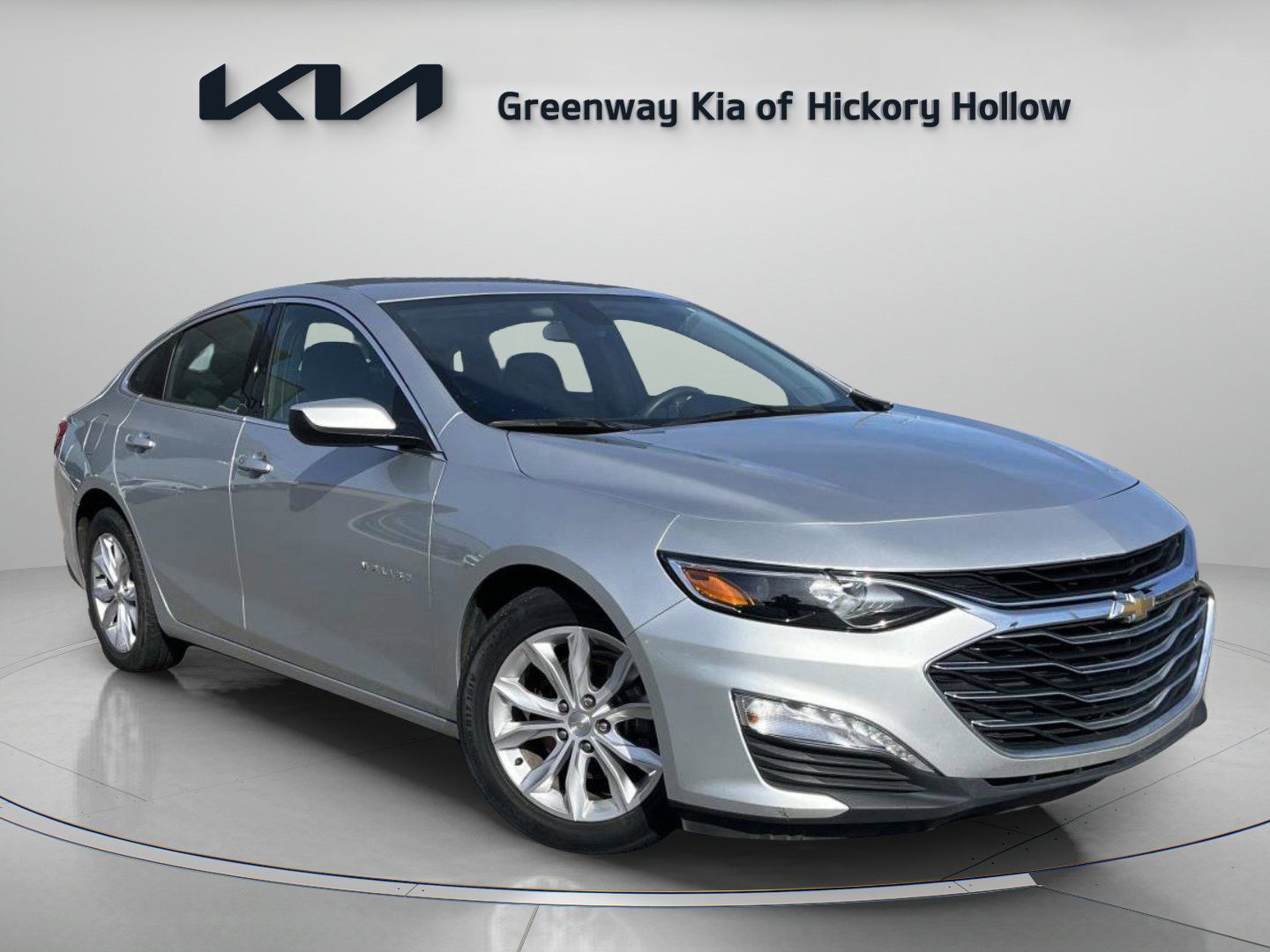 Used 2021 Chevrolet Malibu LT FWD image 1
