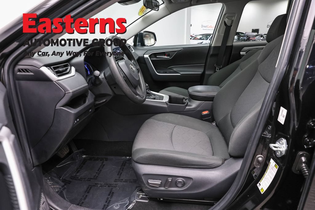 Used 2023 Toyota RAV4 XLE w/ Convenience Package AWD/4WD image 13
