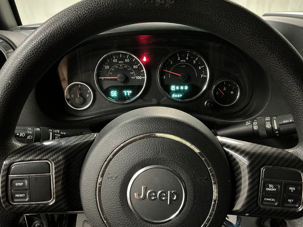 Used 2015 Jeep Wrangler Unlimited Sport w/ Max Tow Package AWD/4WD image 12