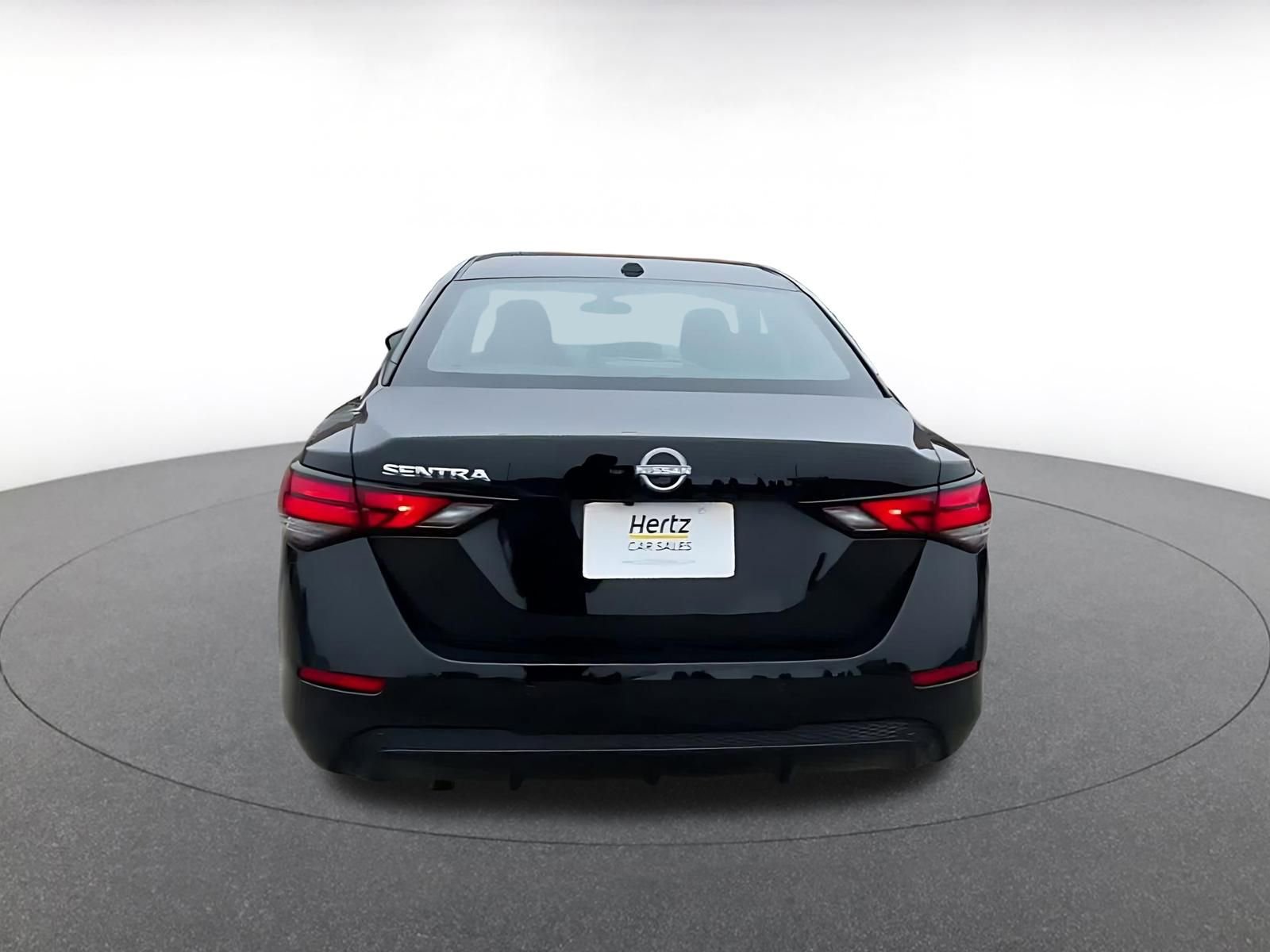 Used 2025 Nissan Sentra SV image 12