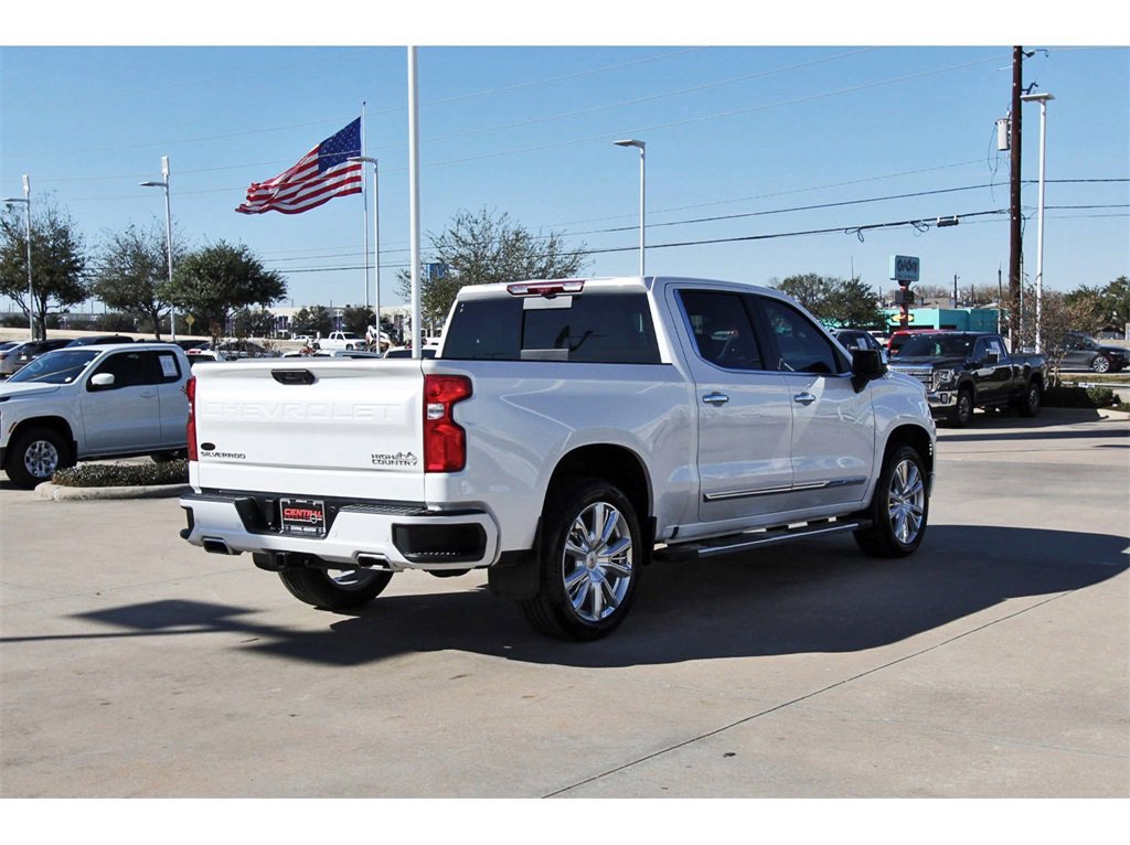 Used 2025 Chevrolet Silverado 1500 High Country w/ High Country Premium Package image 5