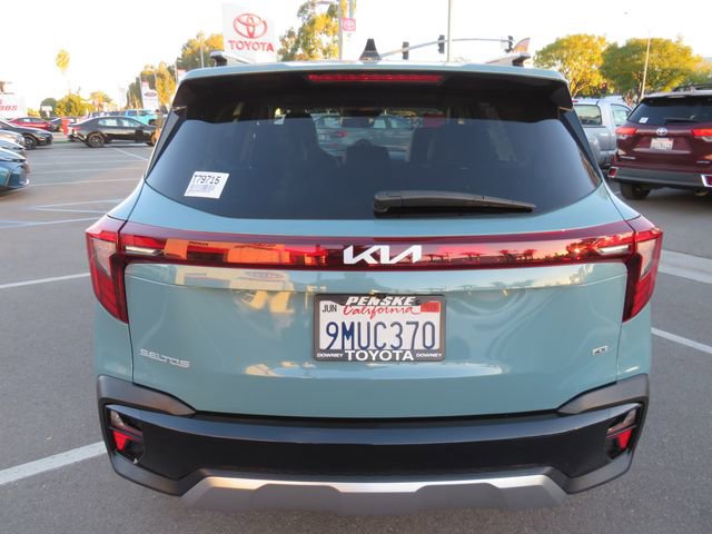 Used 2024 Kia Seltos EX image 9