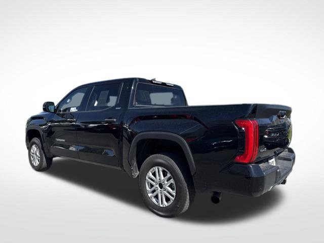 Used 2023 Toyota Tundra SR5 w/ SR5 Convenience Package AWD/4WD image 6