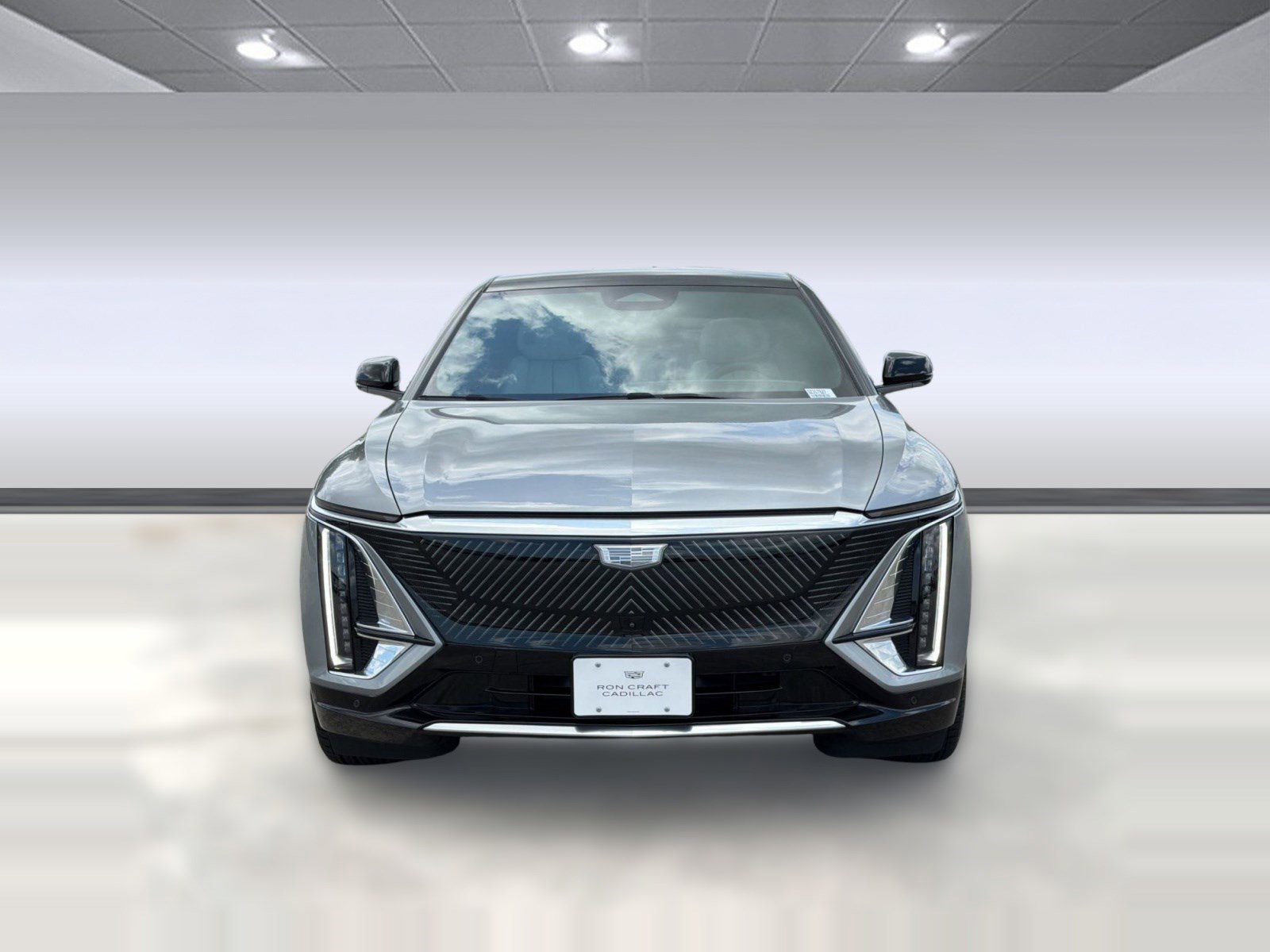 New 2025 Cadillac Lyriq Luxury RWD image 6