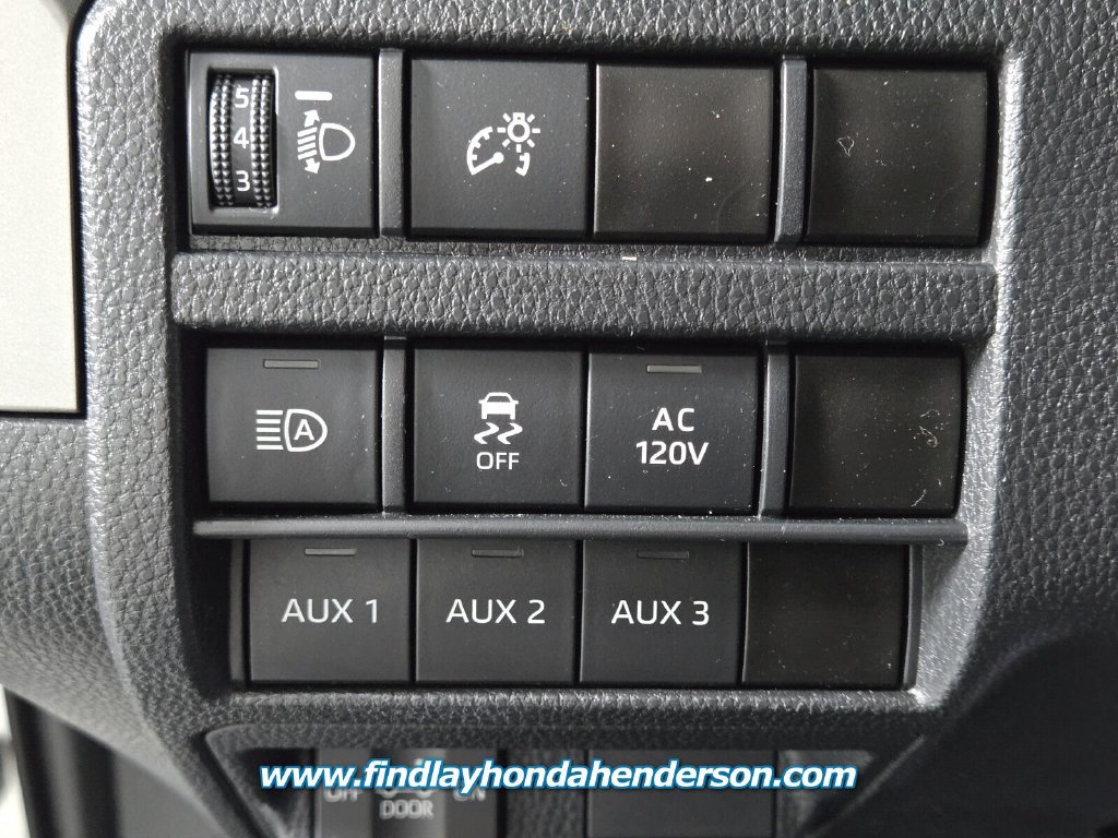 Used 2024 Toyota Tacoma TRD Off-Road w/ TRD Off Road Upgrade Package AWD/4WD image 25