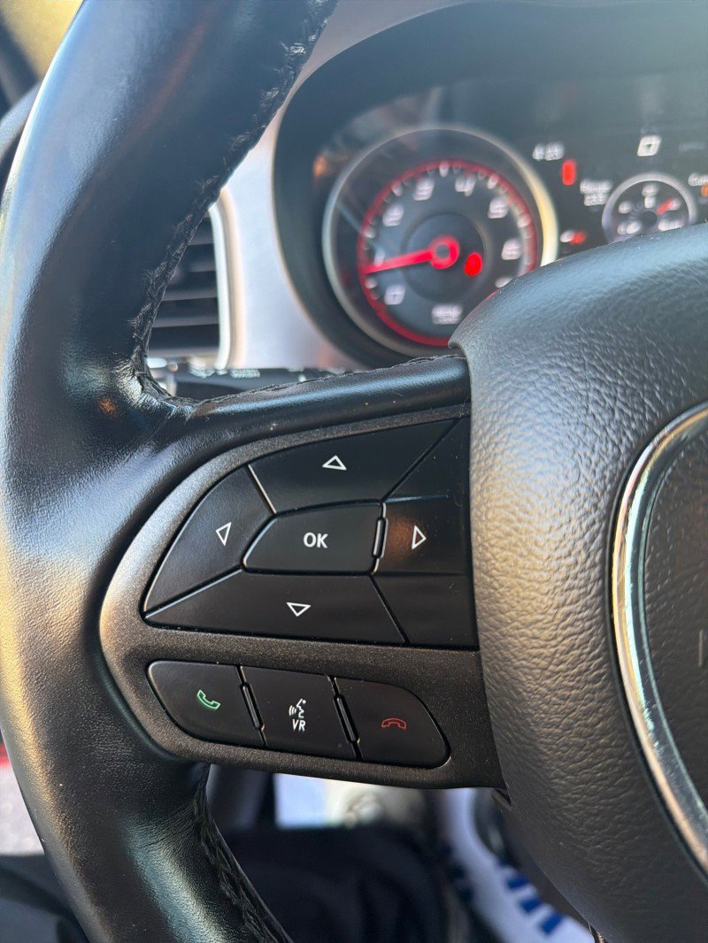 Used 2023 Dodge Charger SXT image 15