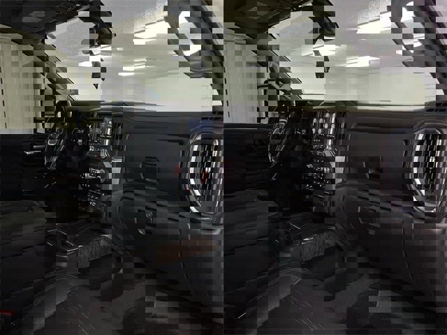 Certified 2022 GMC Sierra 2500 Denali w/ Denali Ultimate Package image 93