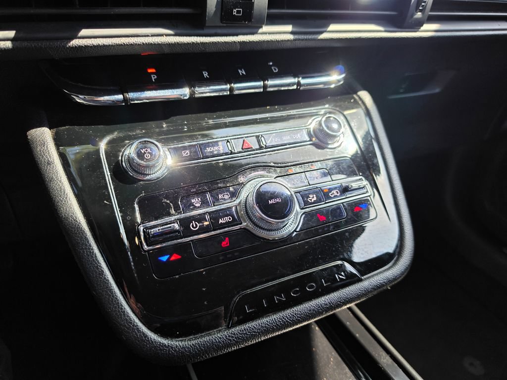 Used 2021 Lincoln Corsair FWD image 27