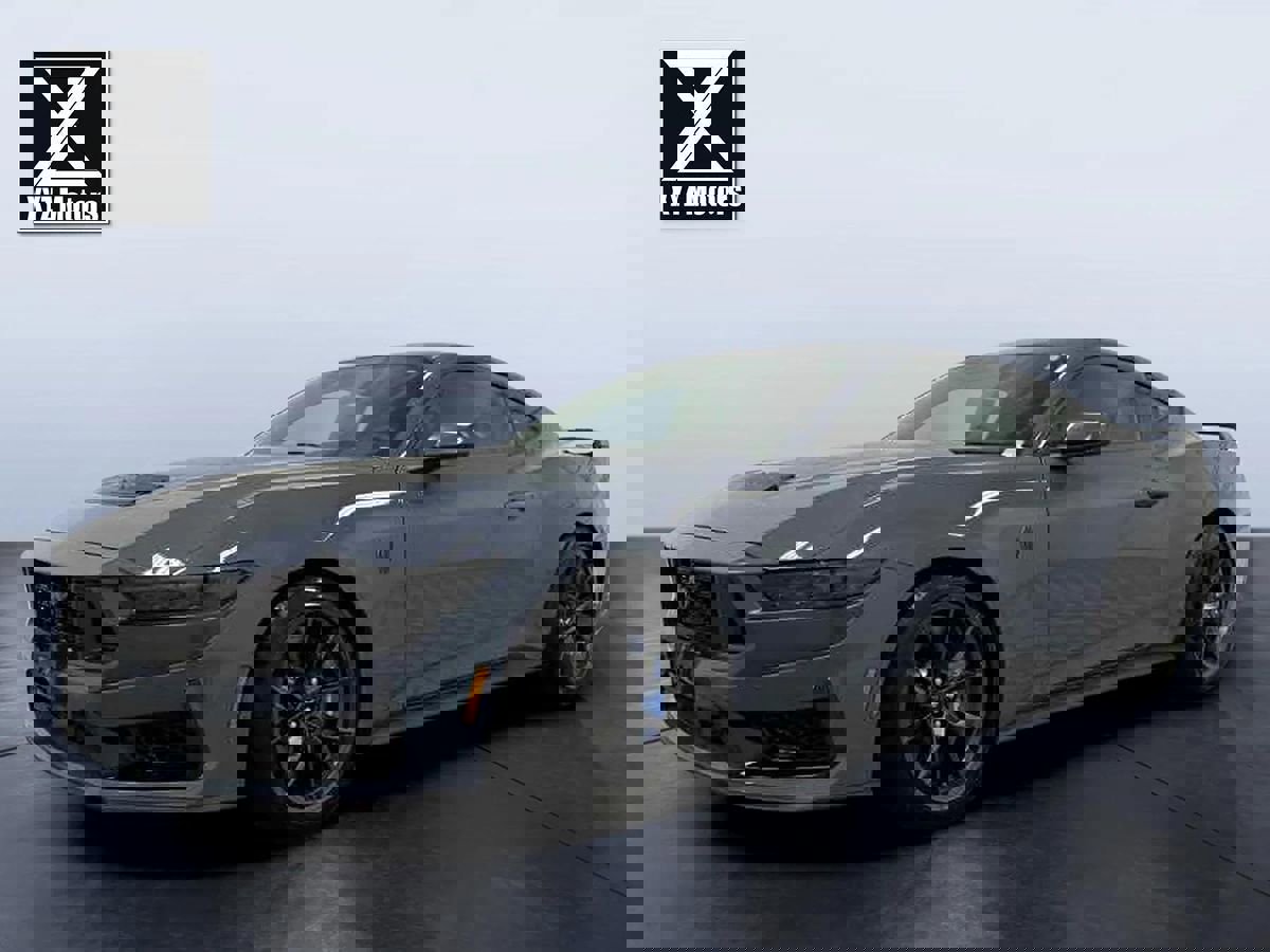 Used 2024 Ford Mustang Dark Horse image 2