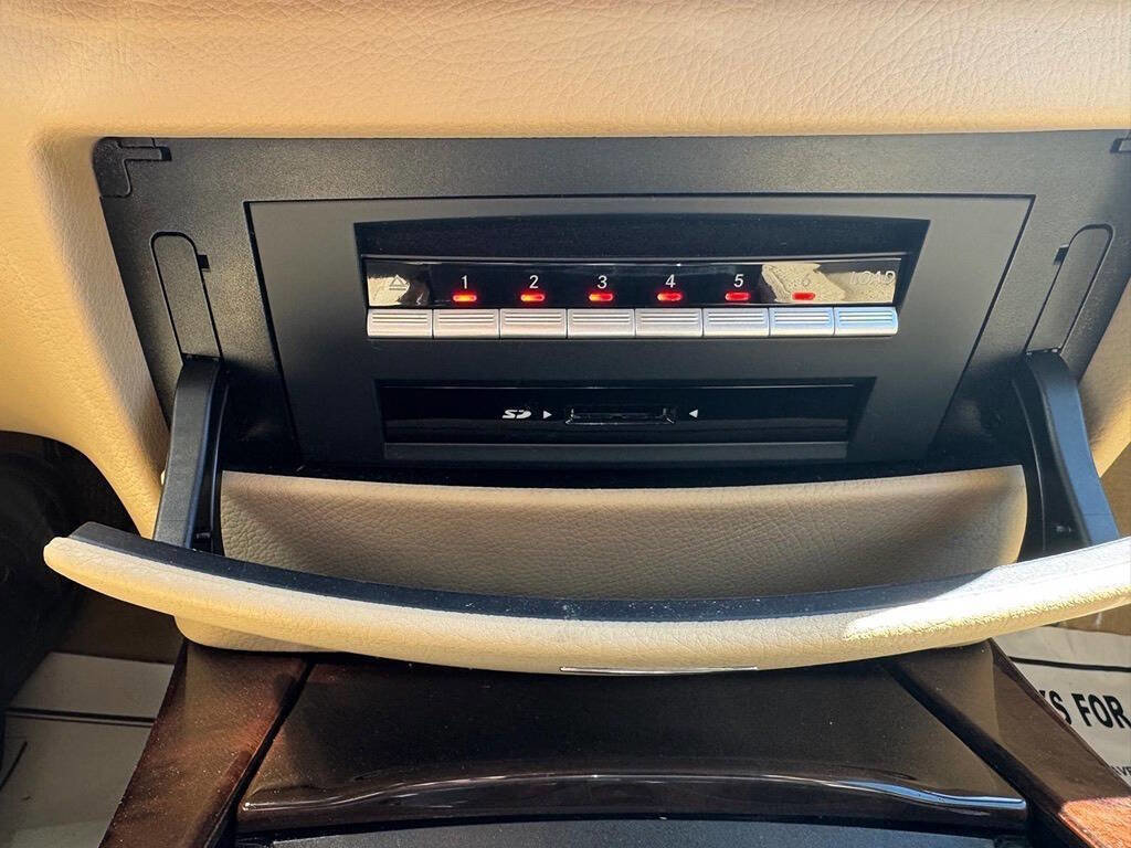 Used 2012 Mercedes-Benz S 550 4MATIC image 47