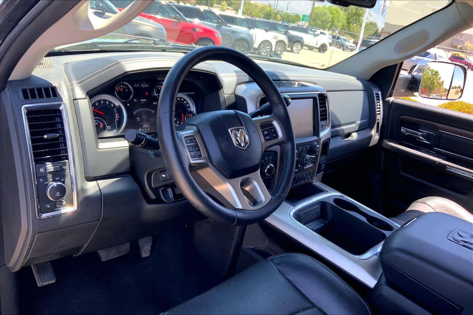 Used 2017 RAM 3500 Laramie AWD/4WD image 17