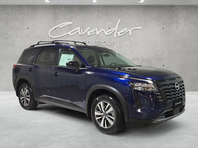 New 2026 Nissan Pathfinder SL image 2