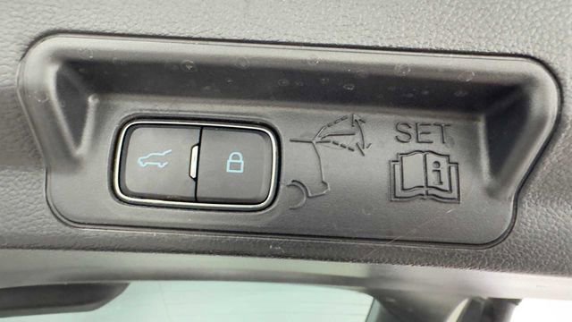Used 2021 Ford Explorer XLT w/ Equipment Group 202A RWD image 35