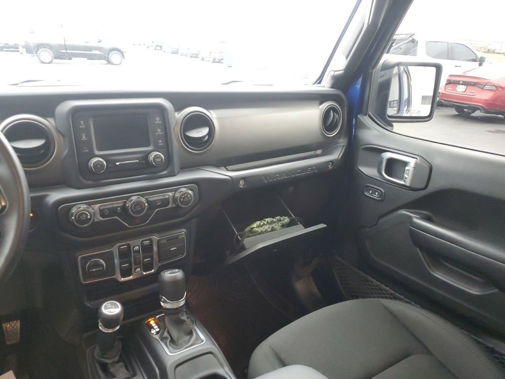 Used 2019 Jeep Wrangler Unlimited Sport S image 25