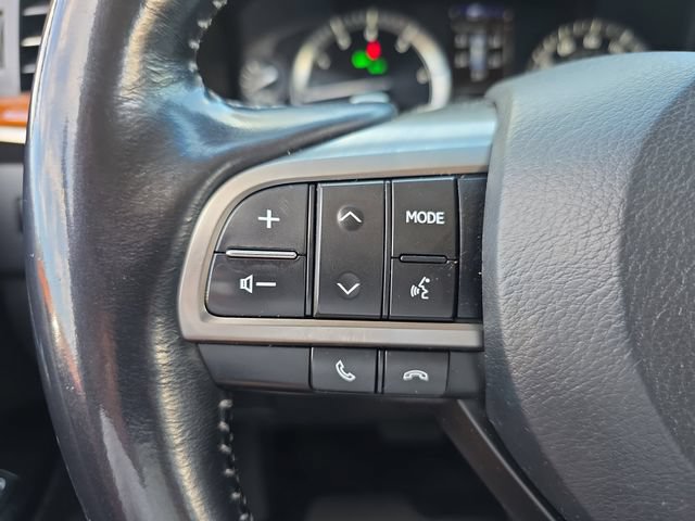 Used 2018 Lexus LX 570 4WD w/ Luxury Package image 23