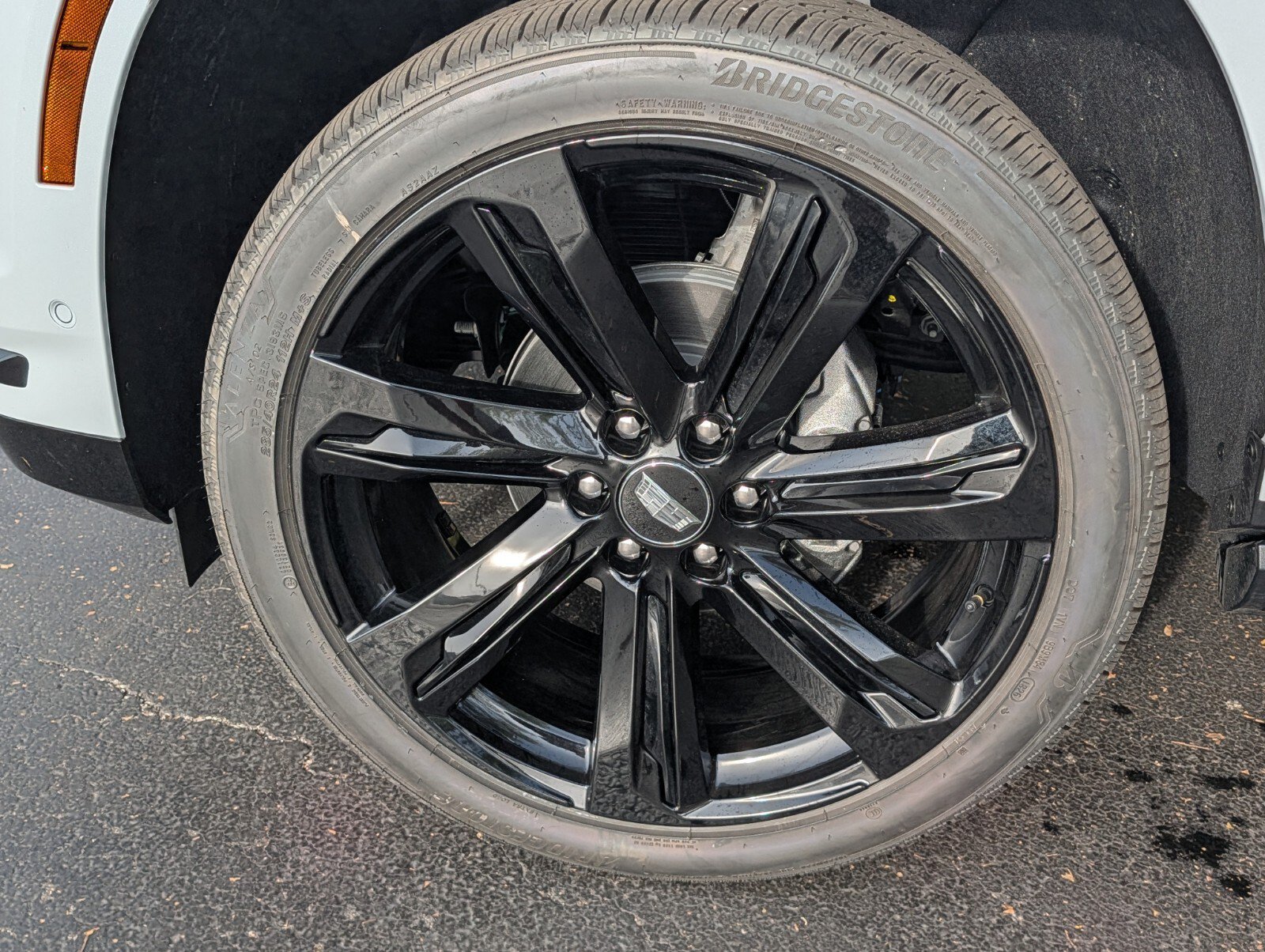 New 2026 Cadillac Escalade Sport w/ Touring Package AWD/4WD image 27