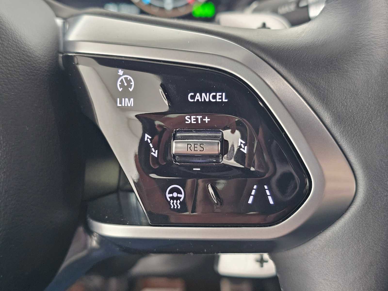 Used 2021 Jaguar E-PACE 300 Sport image 28