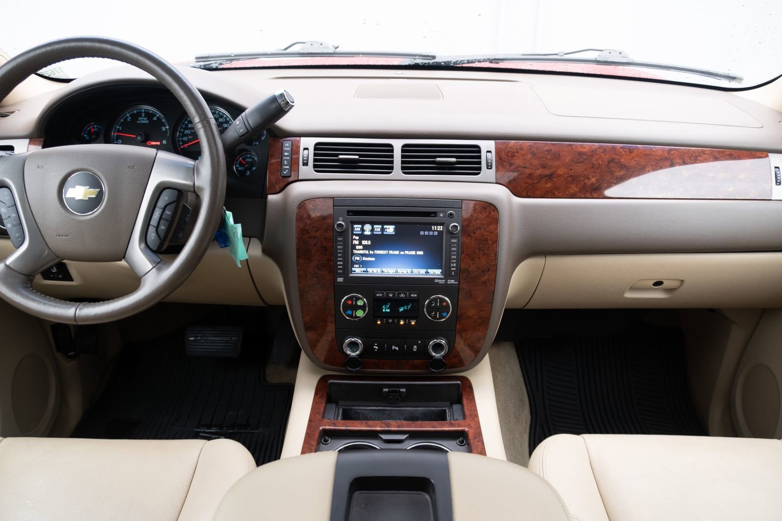 Used 2014 Chevrolet Tahoe LTZ AWD/4WD image 23