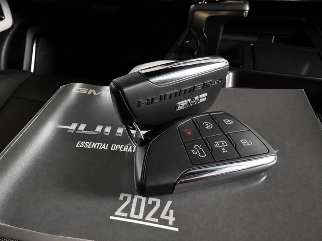 Used 2024 GMC Hummer EV 3X AWD/4WD image 39