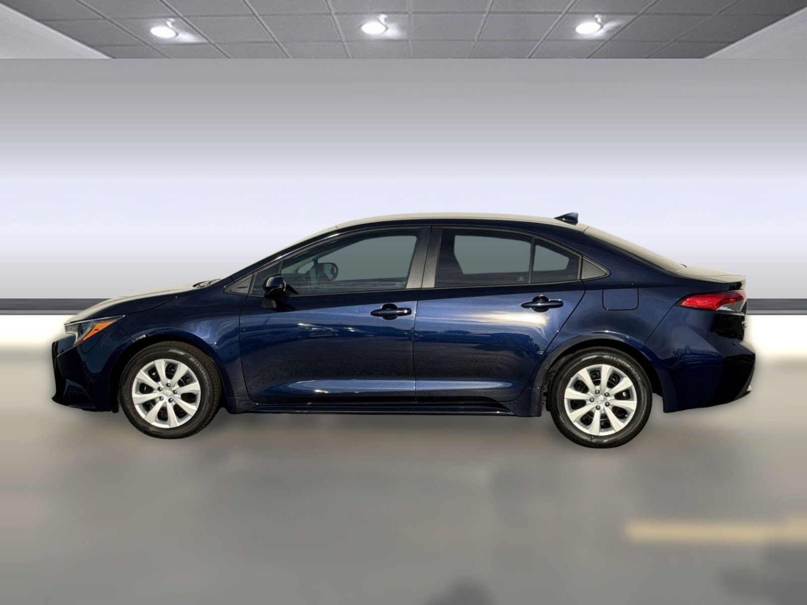 Certified 2022 Toyota Corolla LE FWD image 2