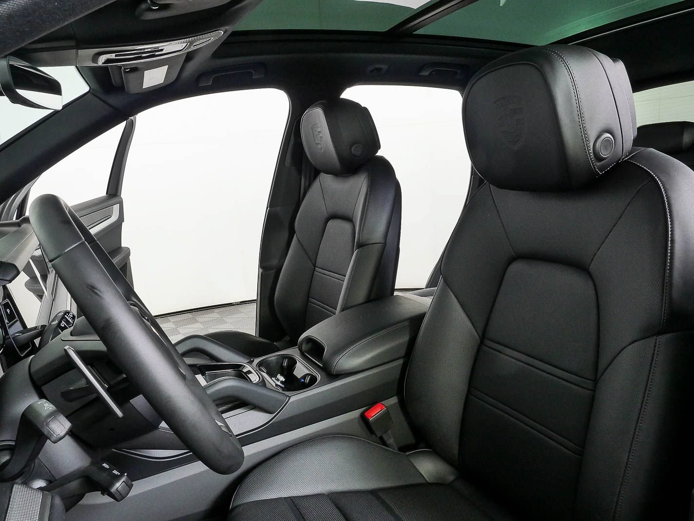New 2026 Porsche Cayenne AWD/4WD image 5