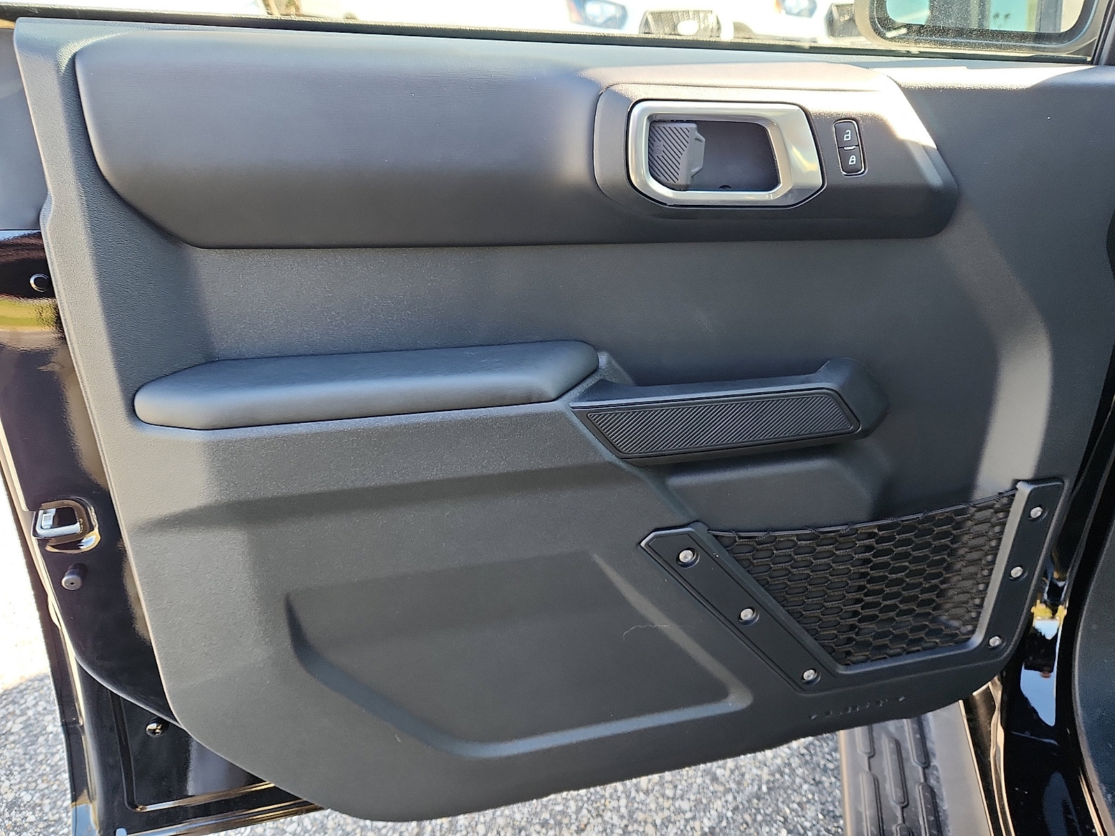 New 2025 Ford Bronco Outer Banks image 8