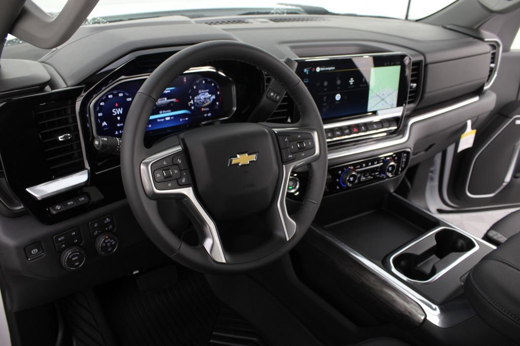 New 2026 Chevrolet Silverado 2500 LTZ w/ LTZ Plus Package AWD/4WD image 10
